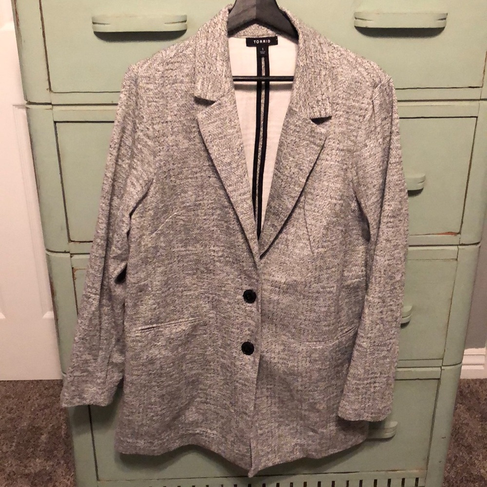 Torrid heather gray plaid two button long blazer size 1 (size 14-16)